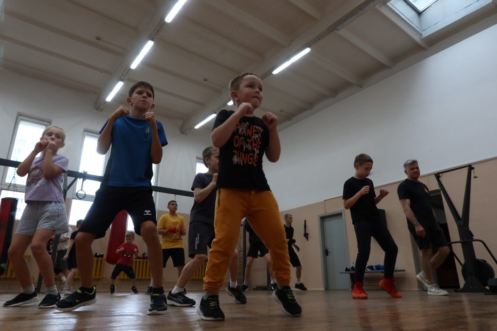 Детский бокс и кикбоксинг в Минске. Лучший зал бокса и кикбоксинга. Тренеры Лис Анатолий Иванович, Прескура Дмитрий Васильевич, Капский Сергей